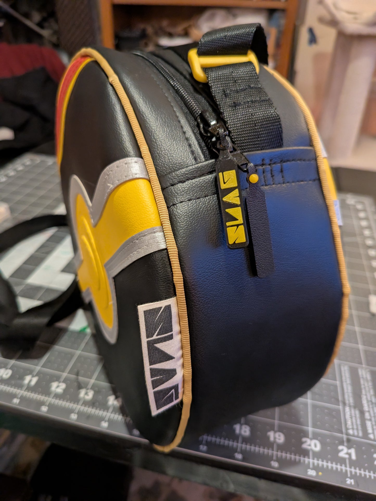 Luxury Ball Poke-Bag