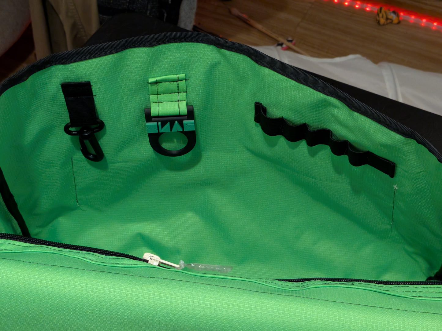 Custom Large Messenger