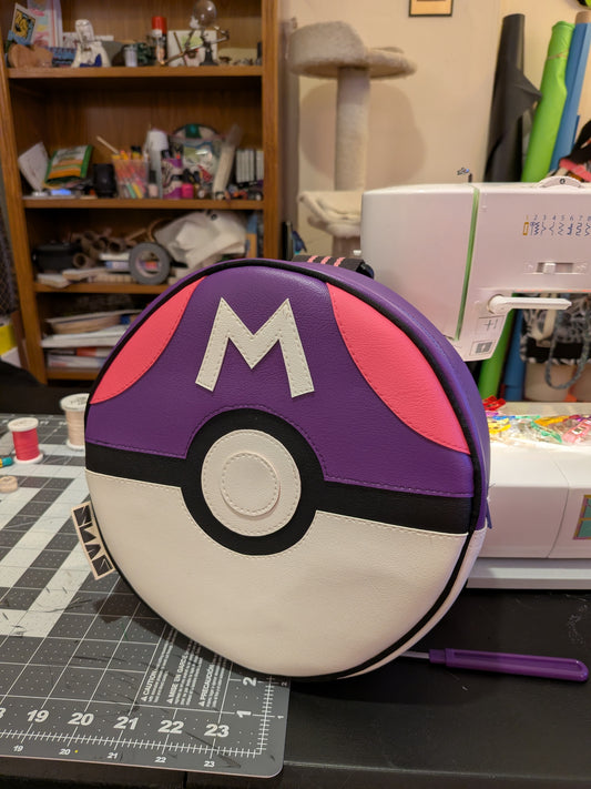 Master Ball Poke-bag